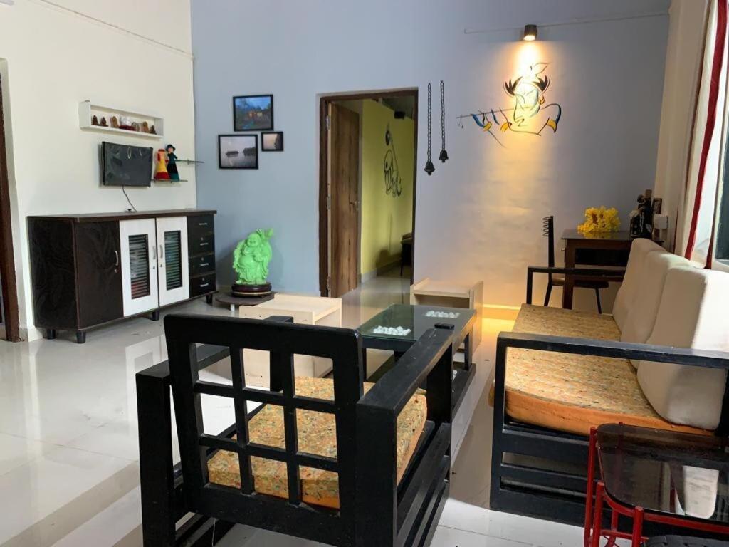 Sukant Homestay, Palu, Murbād Zewnętrze zdjęcie