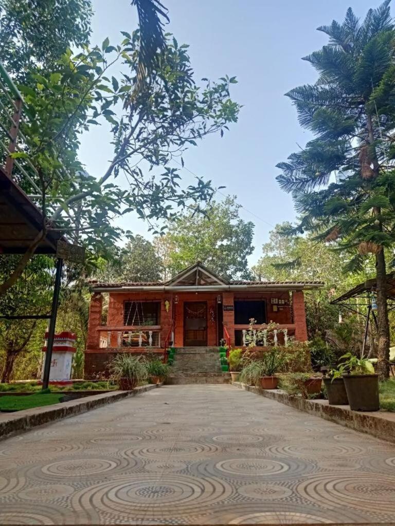 Sukant Homestay, Palu, Murbād Zewnętrze zdjęcie